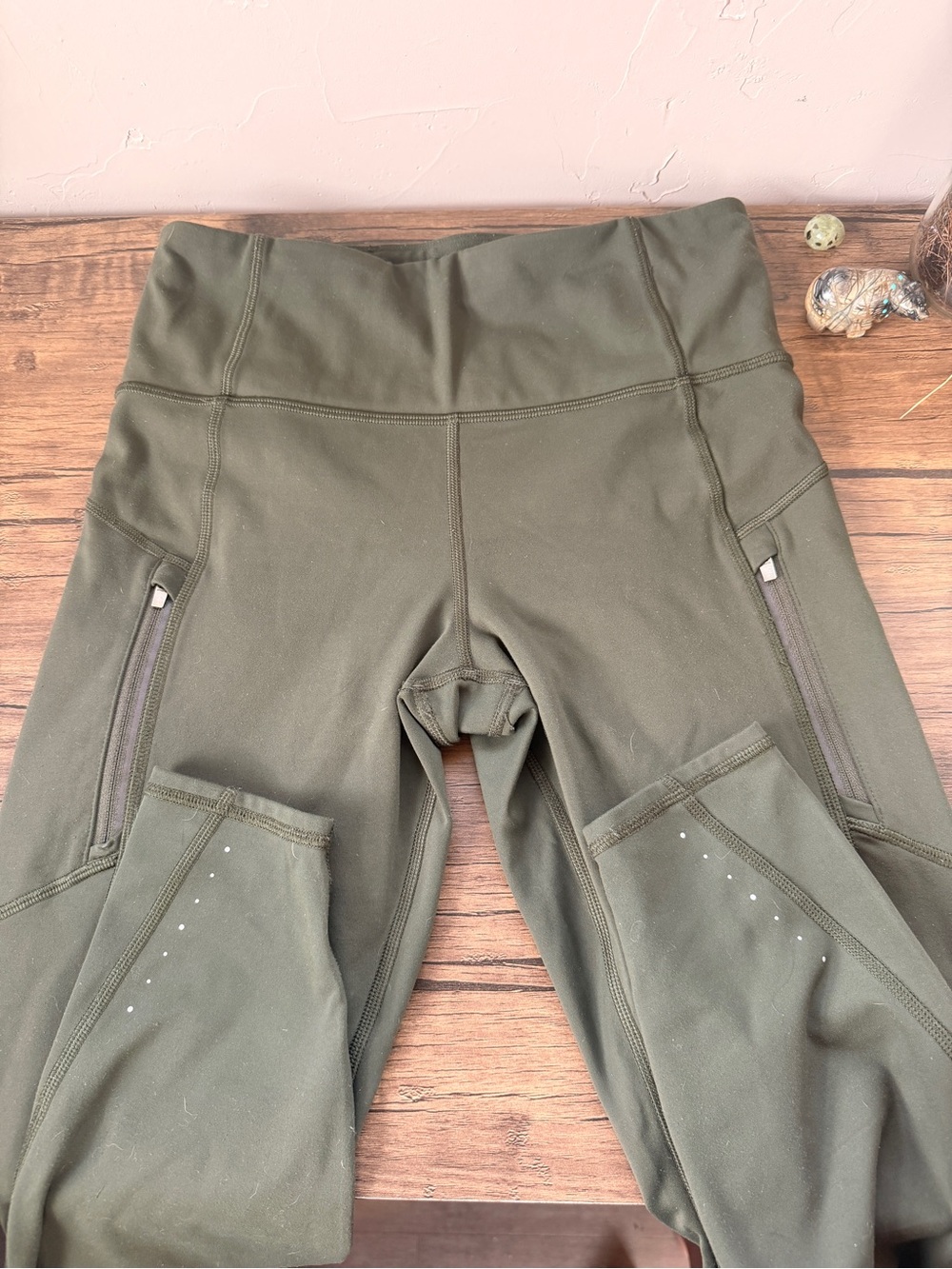 Athleta Women’s Rainier High Rise Legging  Olive Green